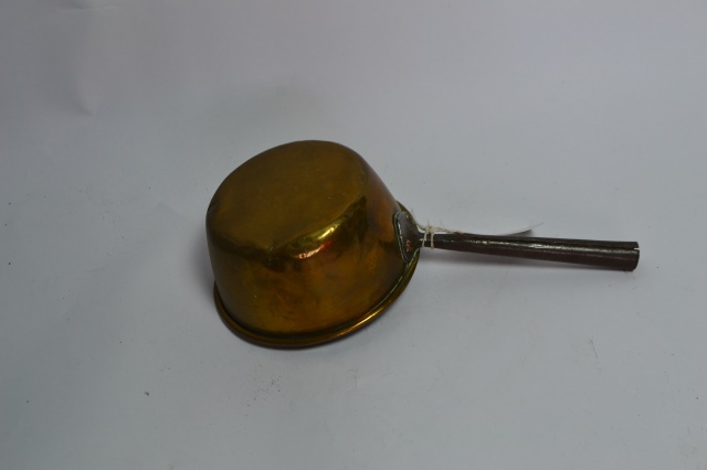 Small Brass Pan.