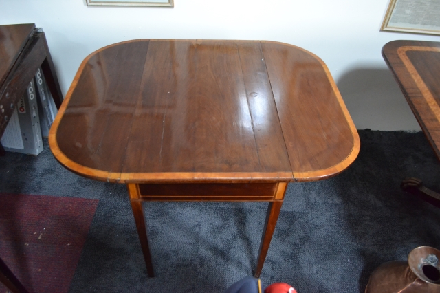 Early 19th Century Mahogany Pembroke Table.