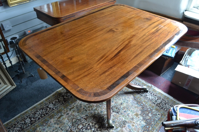 Victorian Mahogany Breakfast Table.