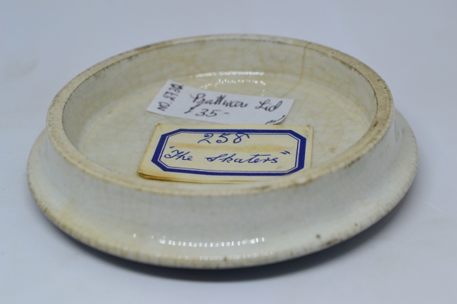 The Skaters' Prattware Lid.