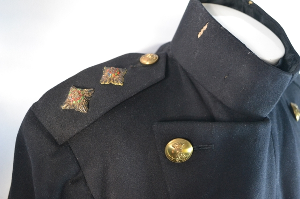 Post 1902 Wiltshire Regiment Officers Frock Coat to B H Goodhart.