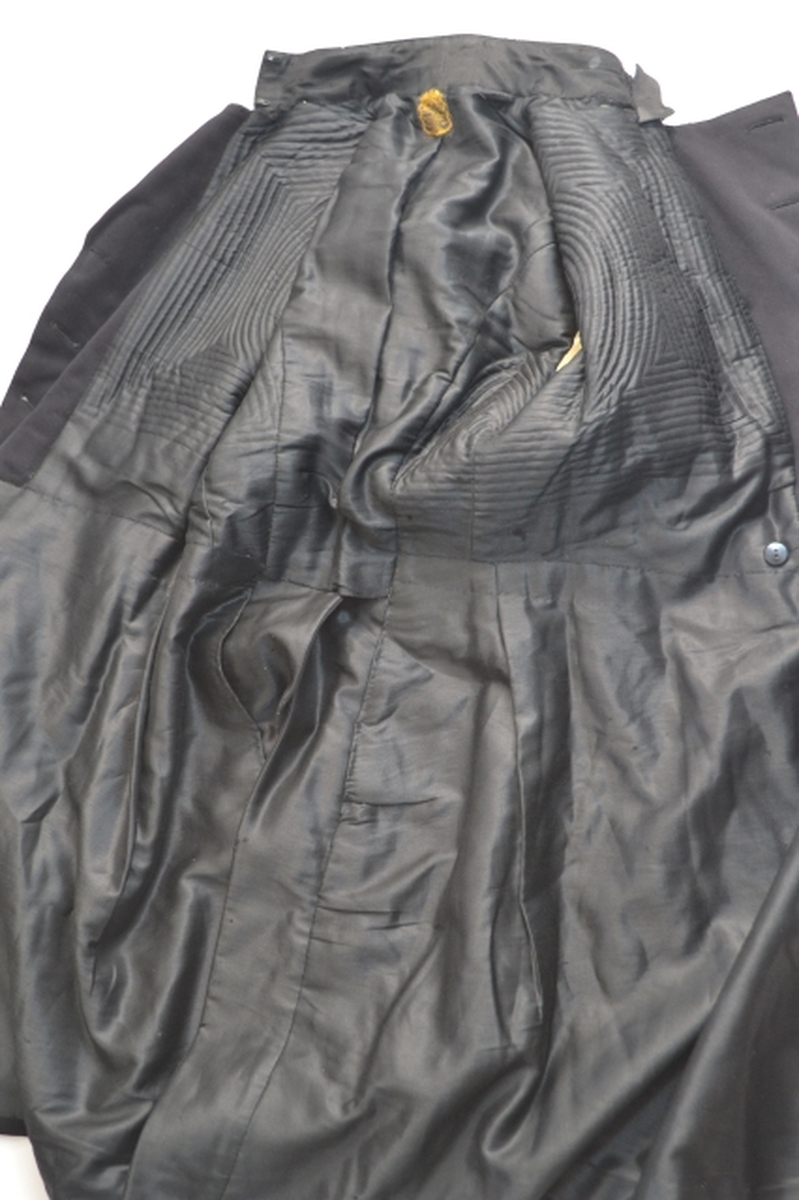 Post 1902 Wiltshire Regiment Officers Frock Coat to B H Goodhart.