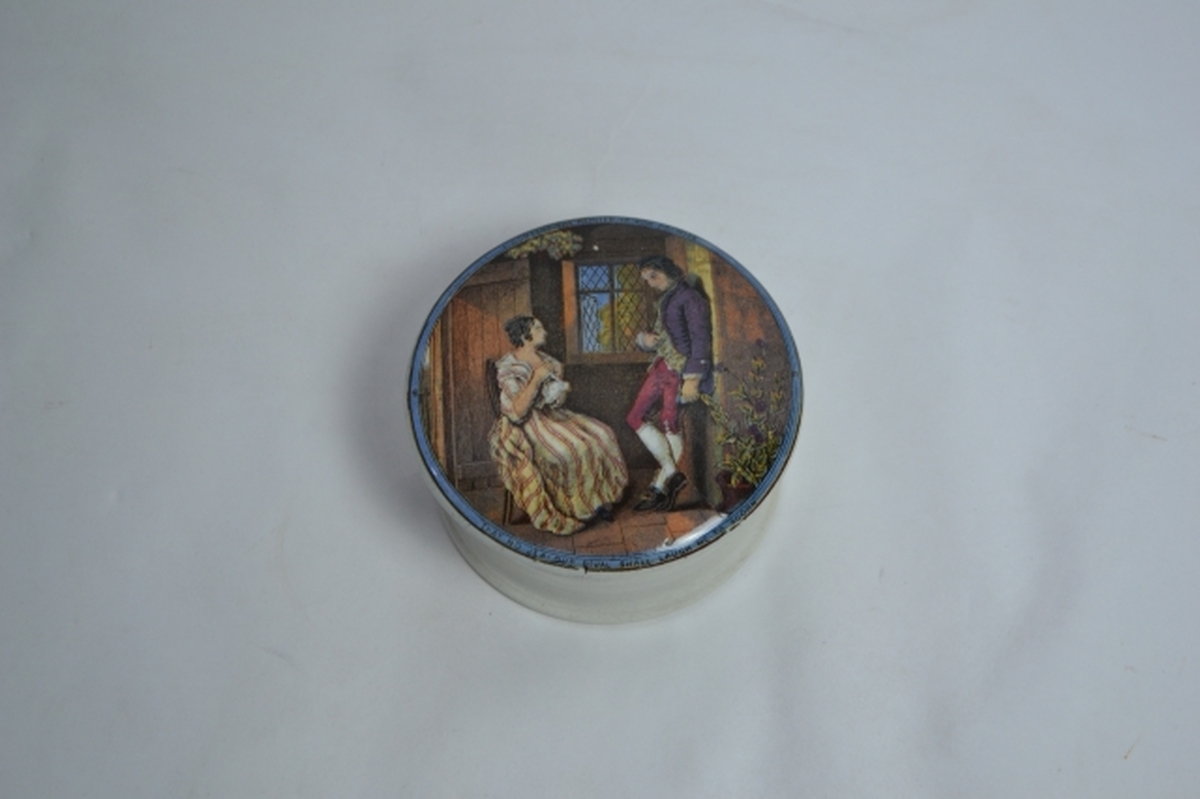 Prattware pot with lid 'that no jealous rival will laugh me to scorn'.