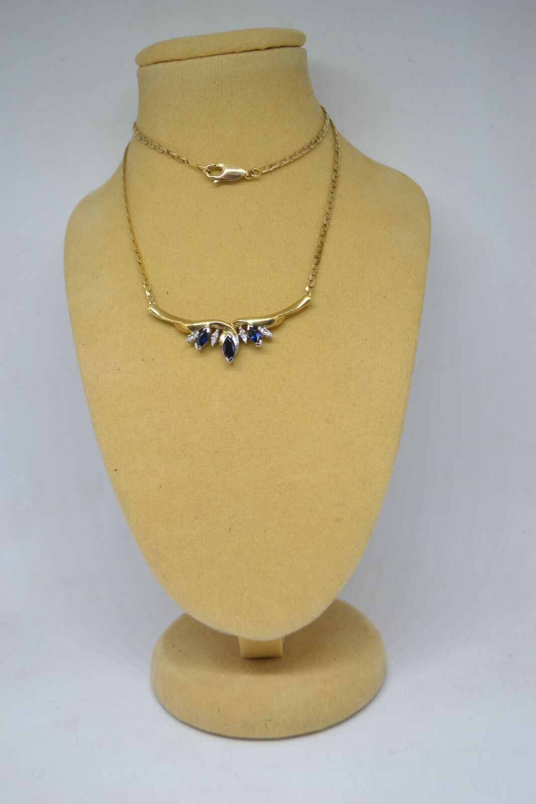 9ct Yellow Gold Sapphire And Diamond Necklace