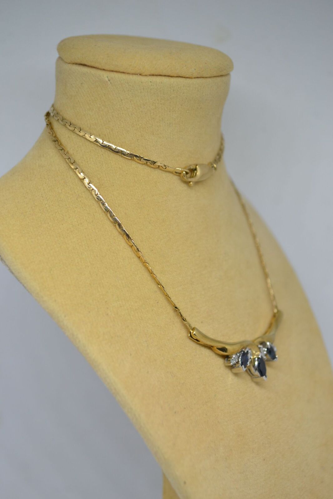 9ct Yellow Gold Sapphire And Diamond Necklace