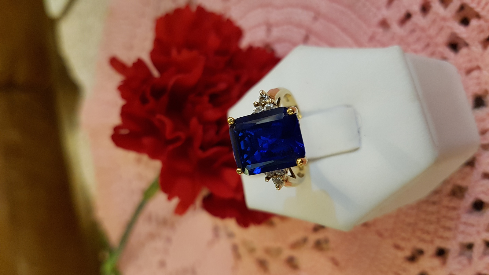 A 9ct yellow gold Spinel and Cubic Zirconia ring