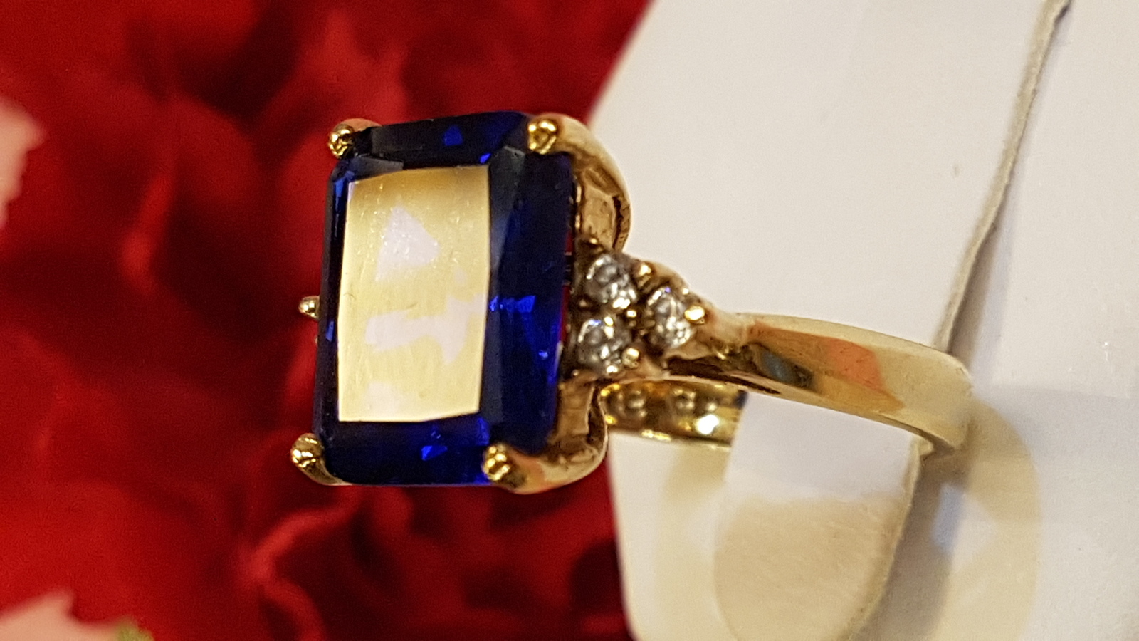 A 9ct yellow gold Spinel and Cubic Zirconia ring